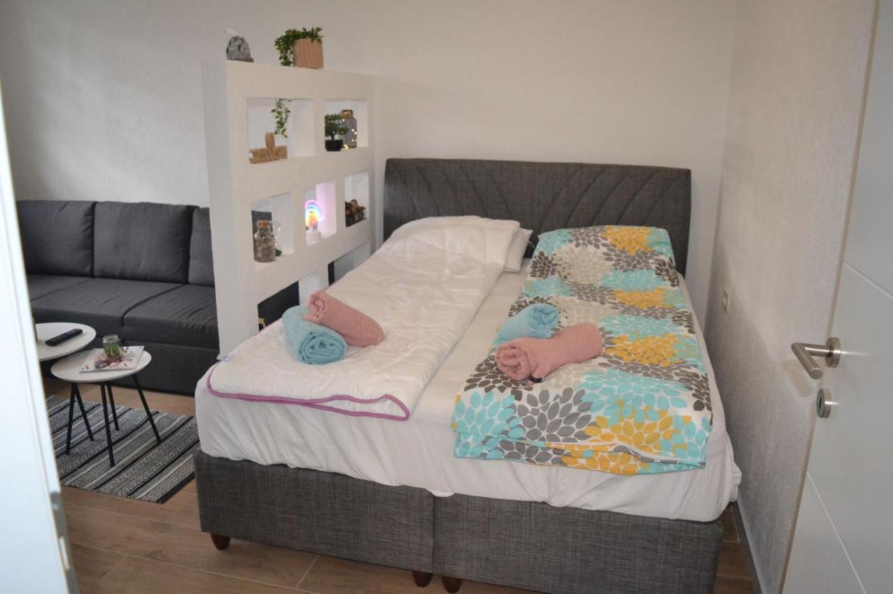 Apartman Dejna SJJ Exteriör bild